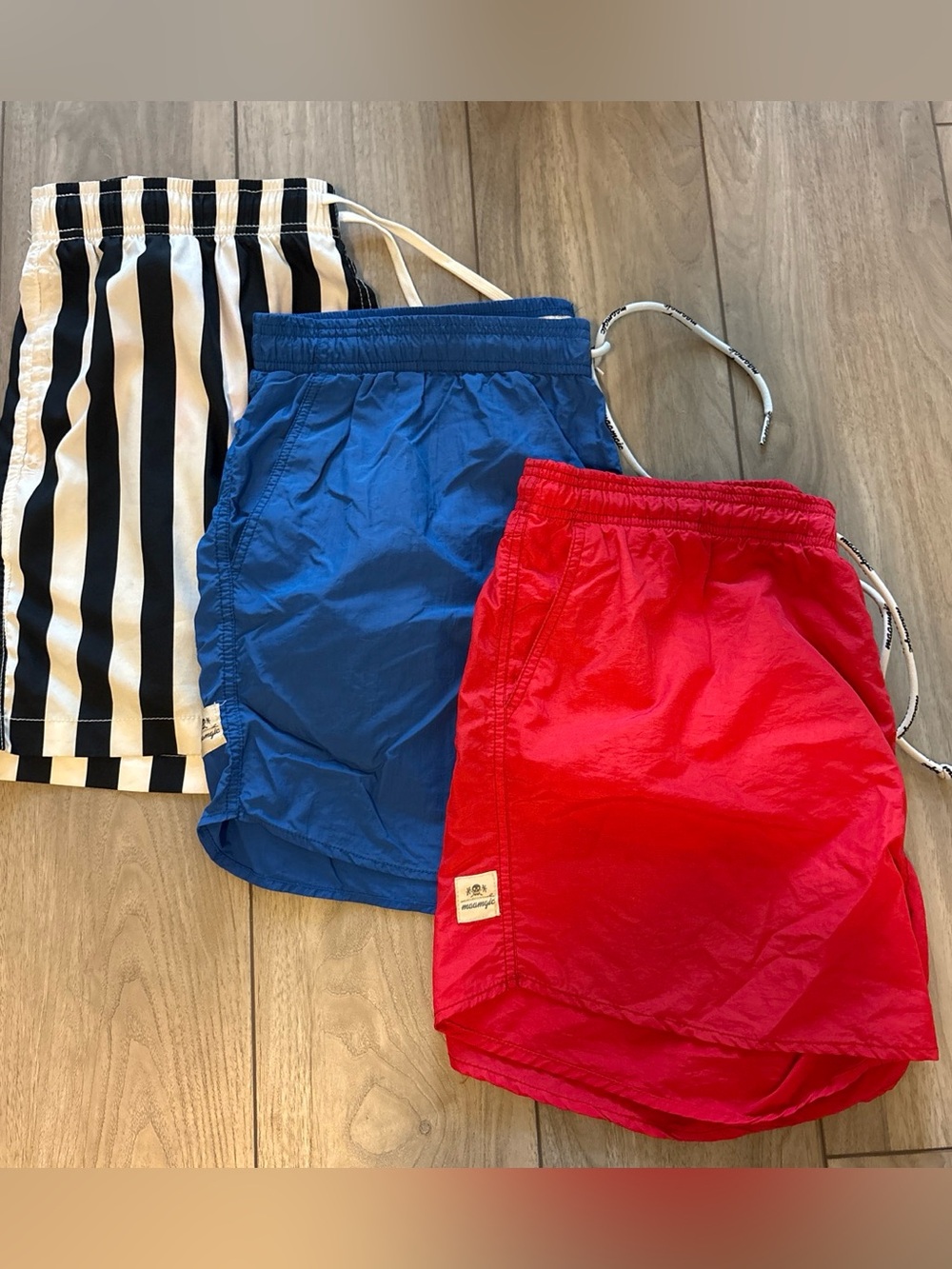 Men’s swim trunks